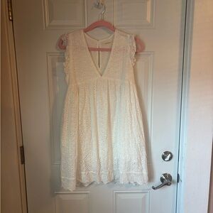 Elegant White Lace Dress